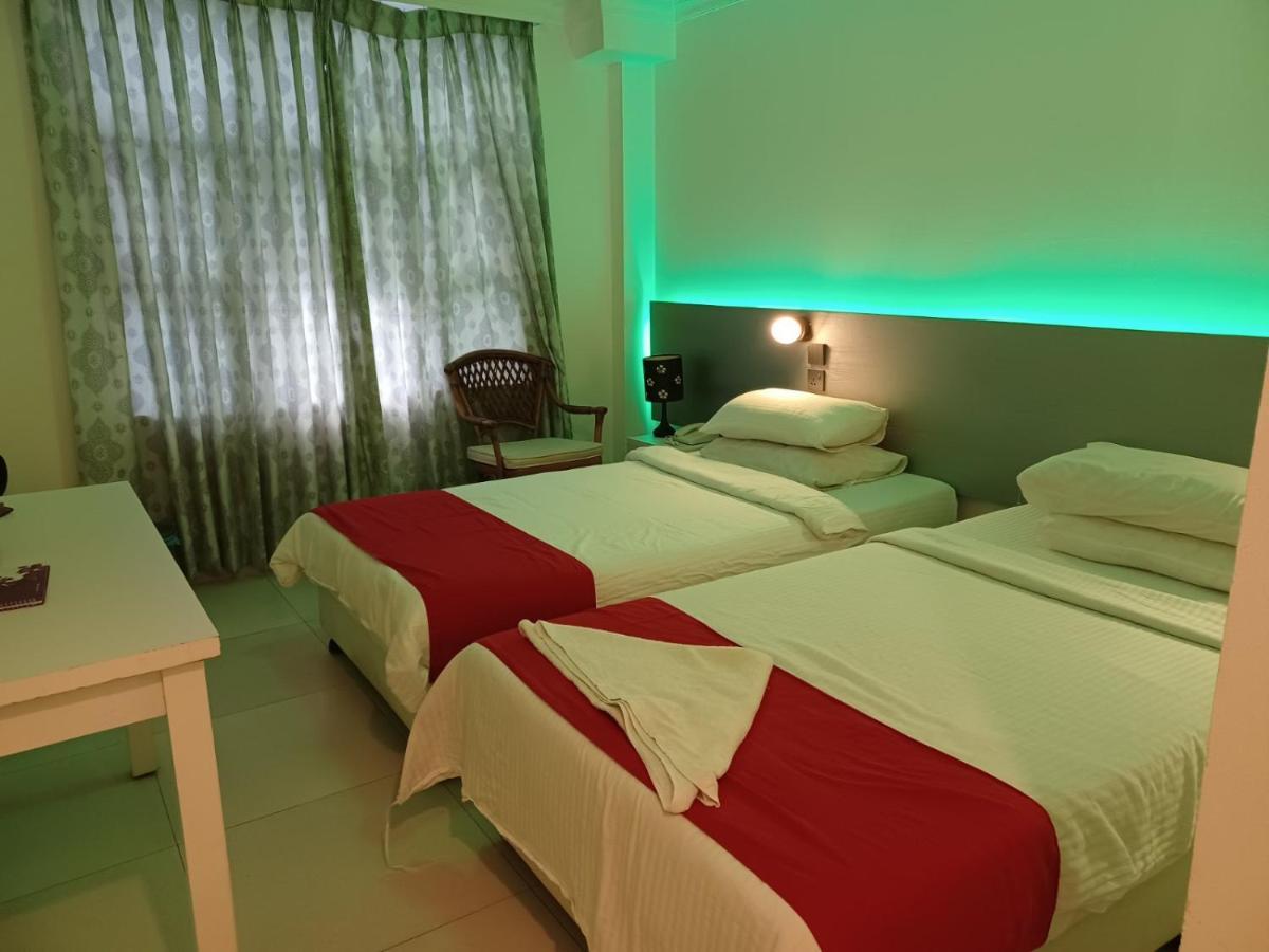 Beach Grand & Spa Premium Hulhumale Kültér fotó